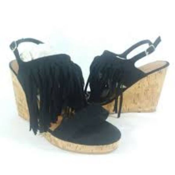 NIB Fringe Wedge Sandal - Picture 2 of 7